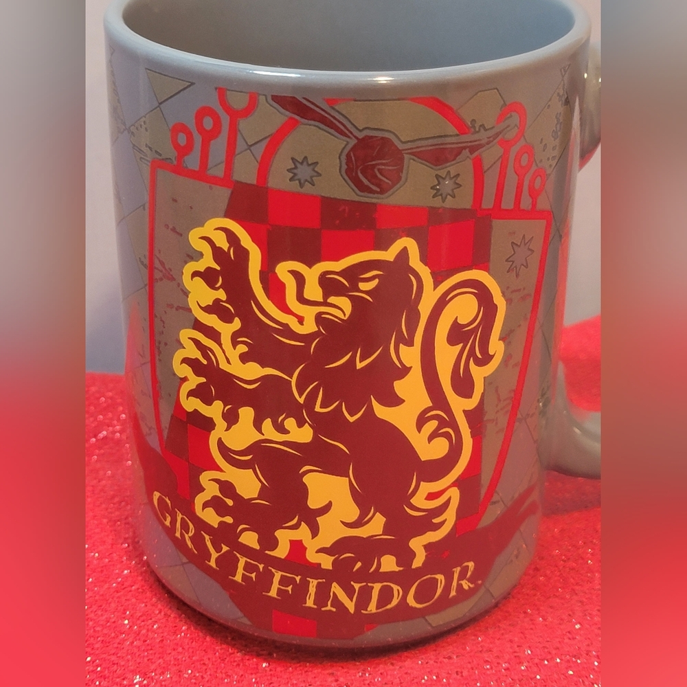 Harry Potter Gryffindor Ceramic Coffee Tea Large Mug Zak! Designs  Gray/Red Gold